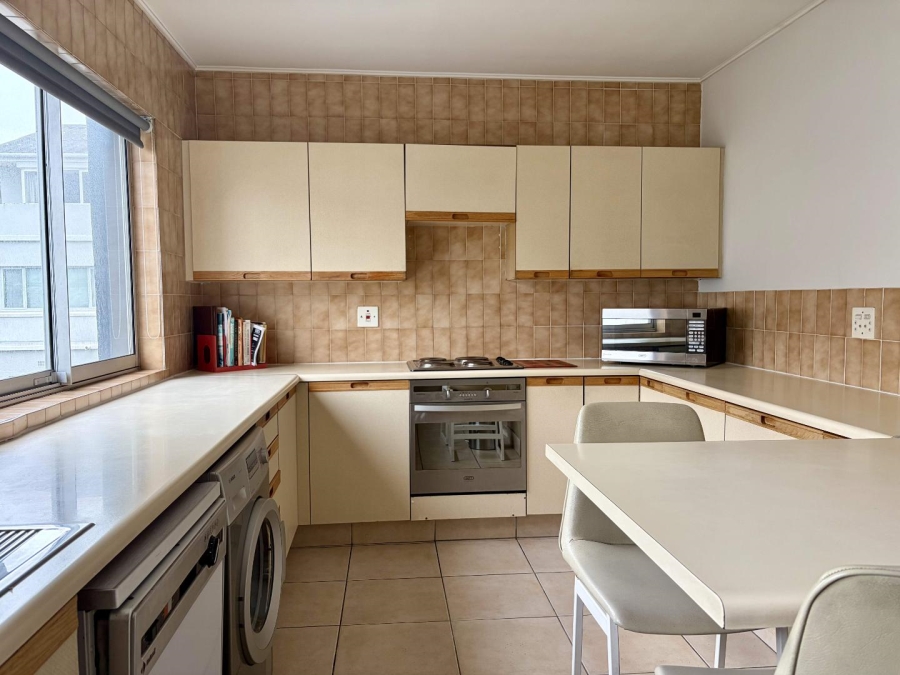 3 Bedroom Property for Sale in Green Point Western Cape